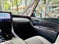 2024 Toyota Alphard 2.5L, чёрный — фото 13