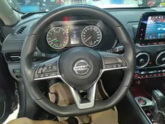 2021 Nissan Sylphy 1.6L XL CVT — фото 11