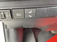 2022 Toyota Levin 185T CVT Luxury, белый — фото 12