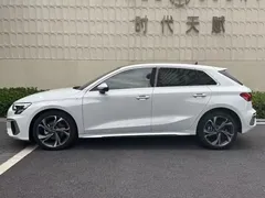2022 Audi A3 Sportback 35 TFSI, белый — фото 3