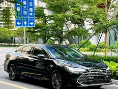 2022 Toyota Avalon 2.0L XLE Premium, чёрный — фото 8