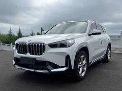 2023 BMW X1, белый — фото 1