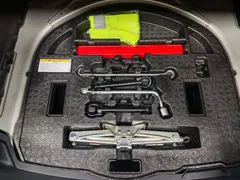 2022 Toyota Corolla 1.8L Hybrid E-CVT — фото 17
