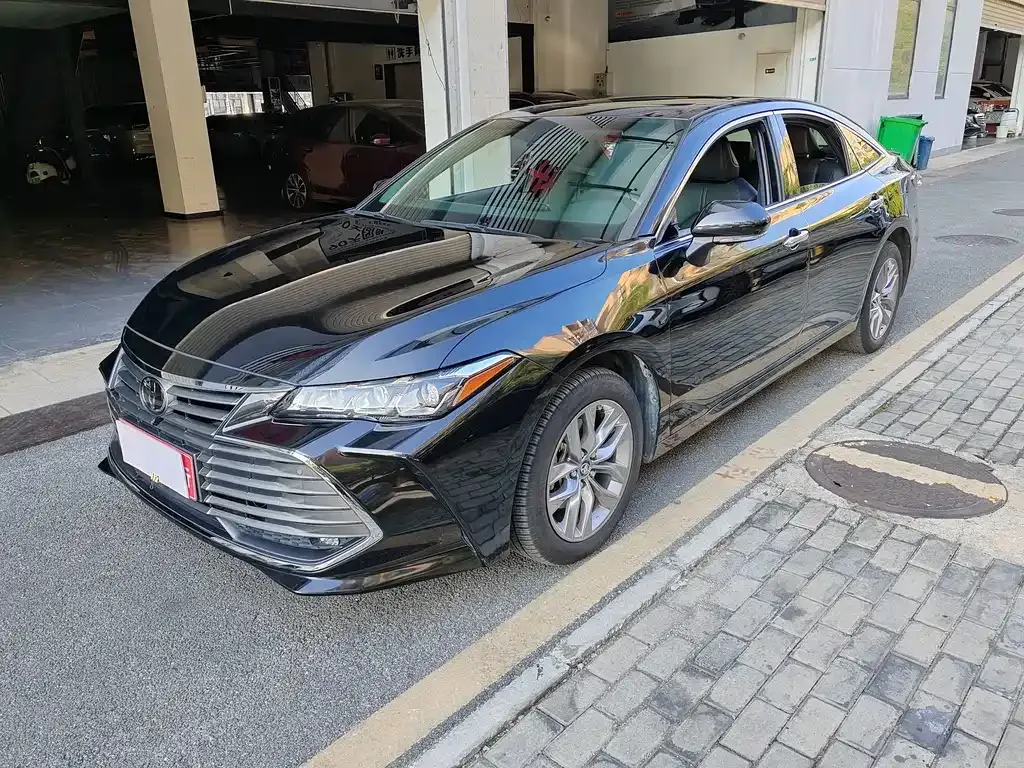 2021 Toyota Avalon 2.5L Luxury