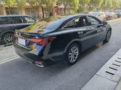 2021 Toyota Avalon 2.5L Luxury, чёрный — фото 3