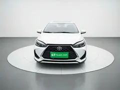 2022 Toyota Yaris L Zhixuan X 1.5L CVT PLUS, белый — фото 2