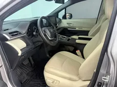 2021 Toyota Sienna 2.5L Hybrid Luxury — фото 8