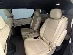 2021 Toyota Sienna 2.5L Hybrid Luxury — фото 10