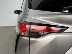 2021 Toyota Sienna 2.5L Hybrid Luxury — фото 13