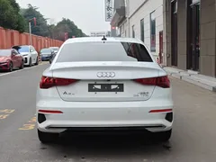 2023 Audi A3L Limousine 35 TFSI Luxury, белый — фото 4