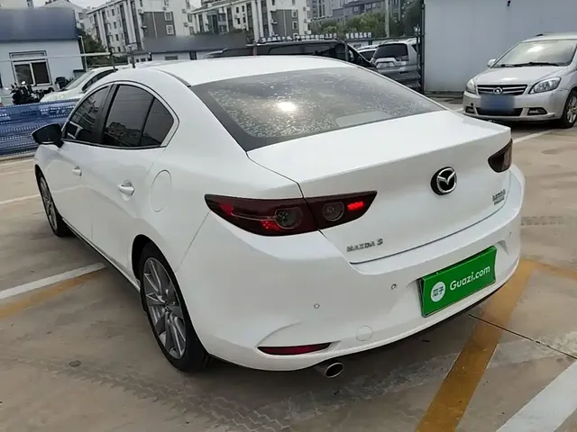 2021 Mazda 3 2.0L AT