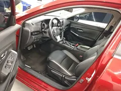 2021 Nissan Sylphy 1.6L XL CVT — фото 16