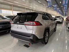 2022 Toyota Wildlander 2.0L CVT 4WD Luxury Plus — фото 6