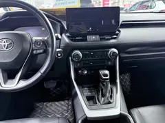 2023 Toyota Wildlander 2.0L CVT 4WD Luxury Plus, белый — фото 15