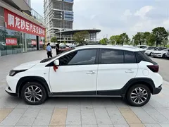 2022 Toyota Yaris L Zhixuan X 1.5L CVT Luxury Plus, белый — фото 3