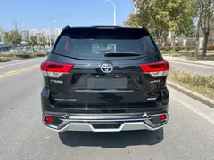 2021 Toyota Highlander 2.0T 2WD Luxury 7, чёрный — фото 5
