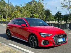 2022 Audi A3 Sportback 35 TFSI — фото 3