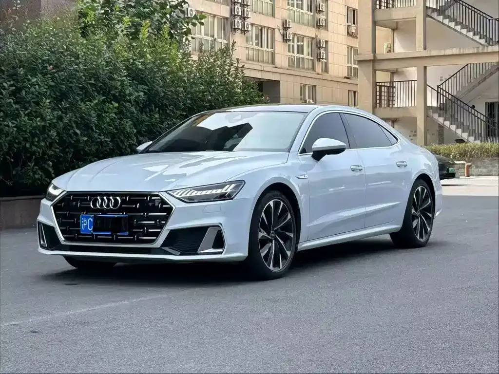 2022 Audi A7L 45 TFSI quattro S-line