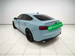 2021 Audi A5 Sportback 40 TFSI quattro, синий — фото 4