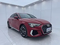 2022 Audi A3L Limousine 35 TFSI — фото 3