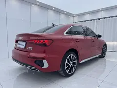 2022 Audi A3L Limousine 35 TFSI — фото 4