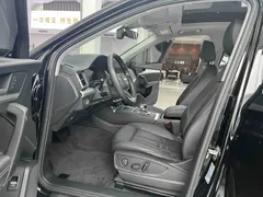 2020 Audi Q5L 40 TFSI Fashion, чёрный — фото 9