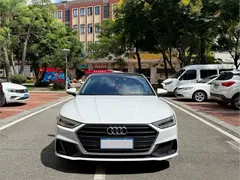 2023 Audi A7L 45 TFSI quattro S-line, белый — фото 2