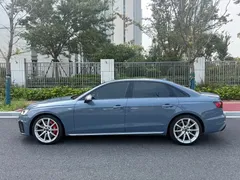 2022 Audi A4L 40 TFSI quattro RS, синий — фото 4