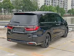 2022 Honda Odyssey 2.0L e:HEV, чёрный — фото 15