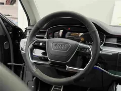 2022 Audi A8L 55 TFSI quattro, чёрный — фото 15