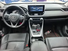 2023 Toyota Wildlander 2.0L CVT 4WD Luxury Plus, белый — фото 10