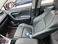 2023 Toyota Wildlander 2.0L CVT 4WD Luxury Plus, белый — фото 11