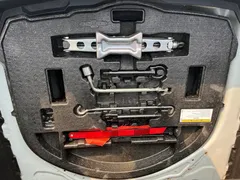 2021 Toyota Corolla 1.8L E-CVT, белый — фото 9