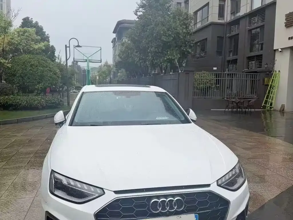 2022 Audi A4L 40 TFSI Fashion Dynamic