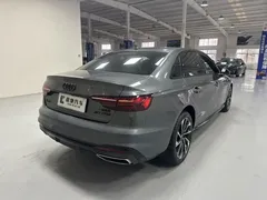 2023 Audi A4L 40 TFSI Luxury Dynamic — фото 4