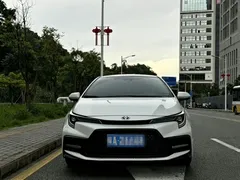 2022 Toyota Levin 1.8H Hybrid E-CVT Sport, белый — фото 2