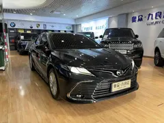 2021 Toyota Camry 2.0G Luxury, чёрный — фото 1