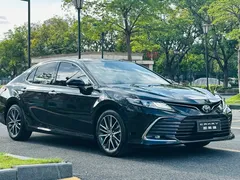 2021 Toyota Camry 2.5G, чёрный — фото 3
