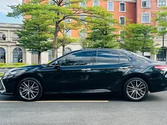 2021 Toyota Camry 2.5G, чёрный — фото 4