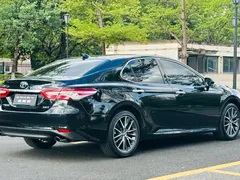 2021 Toyota Camry 2.5G, чёрный — фото 10