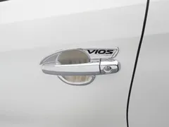 2021 Toyota Vios 1.5L CVT, белый — фото 18