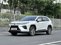 2022 Toyota Wildlander 2.0L CVT 4WD Luxury Plus, белый — фото 1