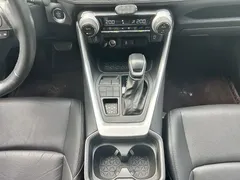 2022 Toyota Wildlander 2.0L CVT 4WD Luxury Plus, белый — фото 13