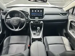 2022 Toyota Wildlander 2.0L CVT 4WD Luxury Plus, белый — фото 18