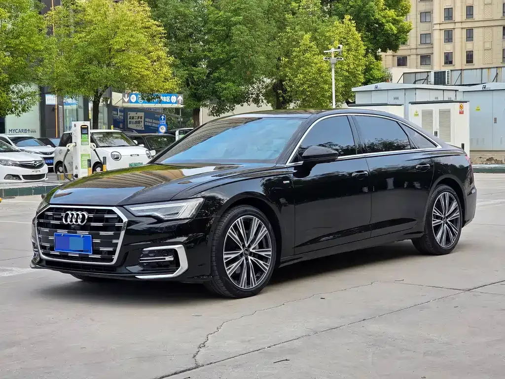 2022 Audi A6L 45 TFSI quattro Select Sport