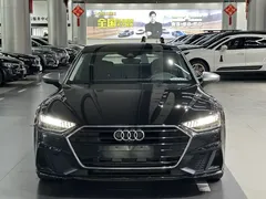 2021 Audi A7 45 TFSI, чёрный — фото 2