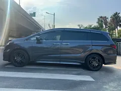 2022 Honda Odyssey 2.0L e:HEV — фото 8