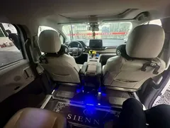 2023 Toyota Sienna 2.5L, белый — фото 5
