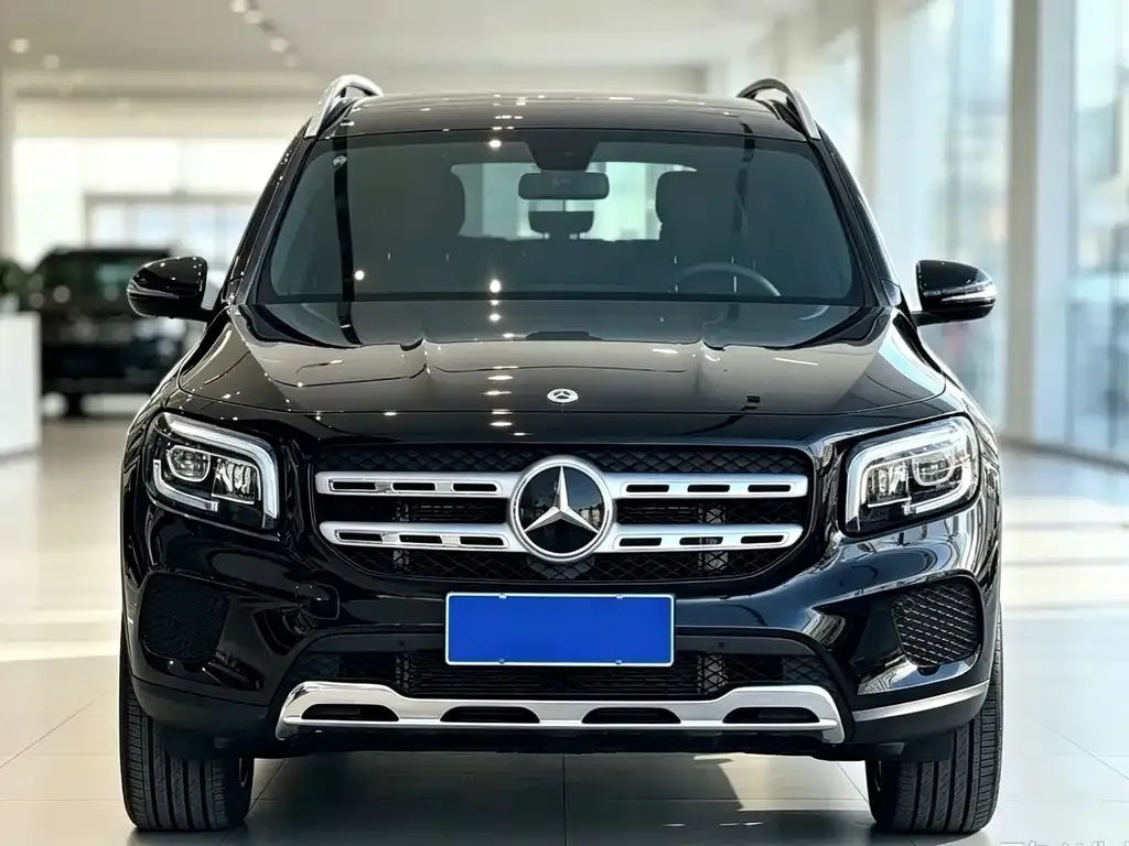2023 Mercedes-Benz GLB 220 Fashion