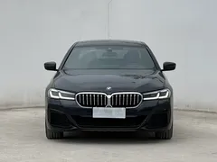 2022 BMW 5 Series 530Li Leading M Sport Package, чёрный — фото 2